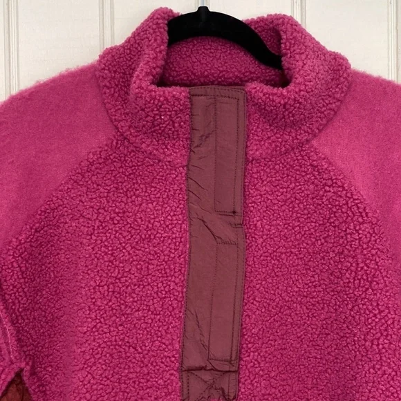 Urban Outfitters BDG Kas Sherpa Pieced
Oversized Pullover Sweatshirt Plum/Purple - Picture 6 of 16